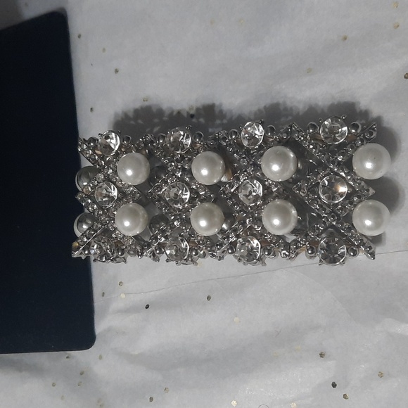 Vintage Pearl's and Crystal's Bracelet - Picture 4 of 4